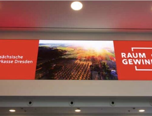 LED-Wand Sparkasse Dresden: Digitale Kommunikation im Foyer sichtbar machen
