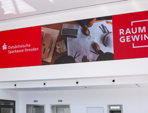 LED-Wand Sparkasse Dresden: Digitale Kommunikation im Foyer sichtbar machen